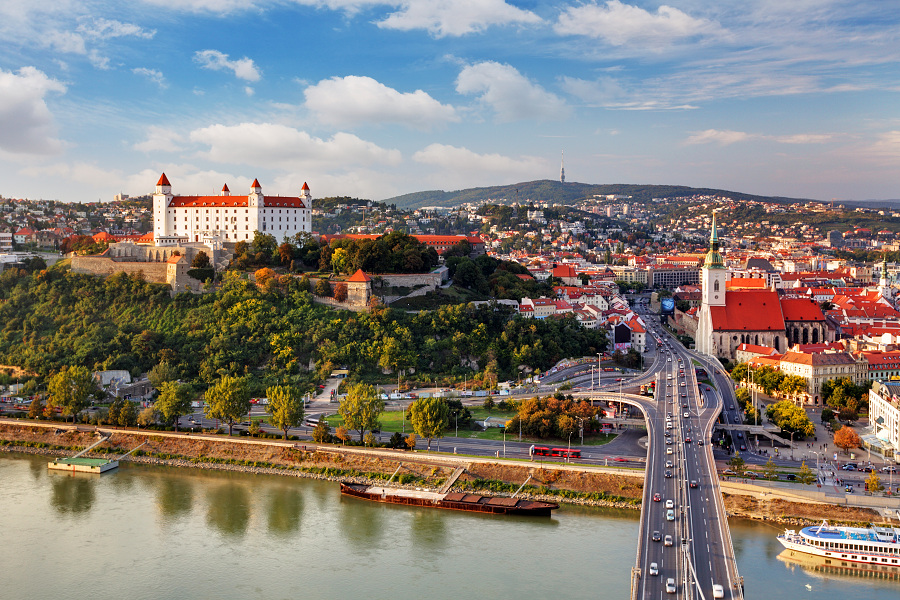 Bratislava z mostu SNP