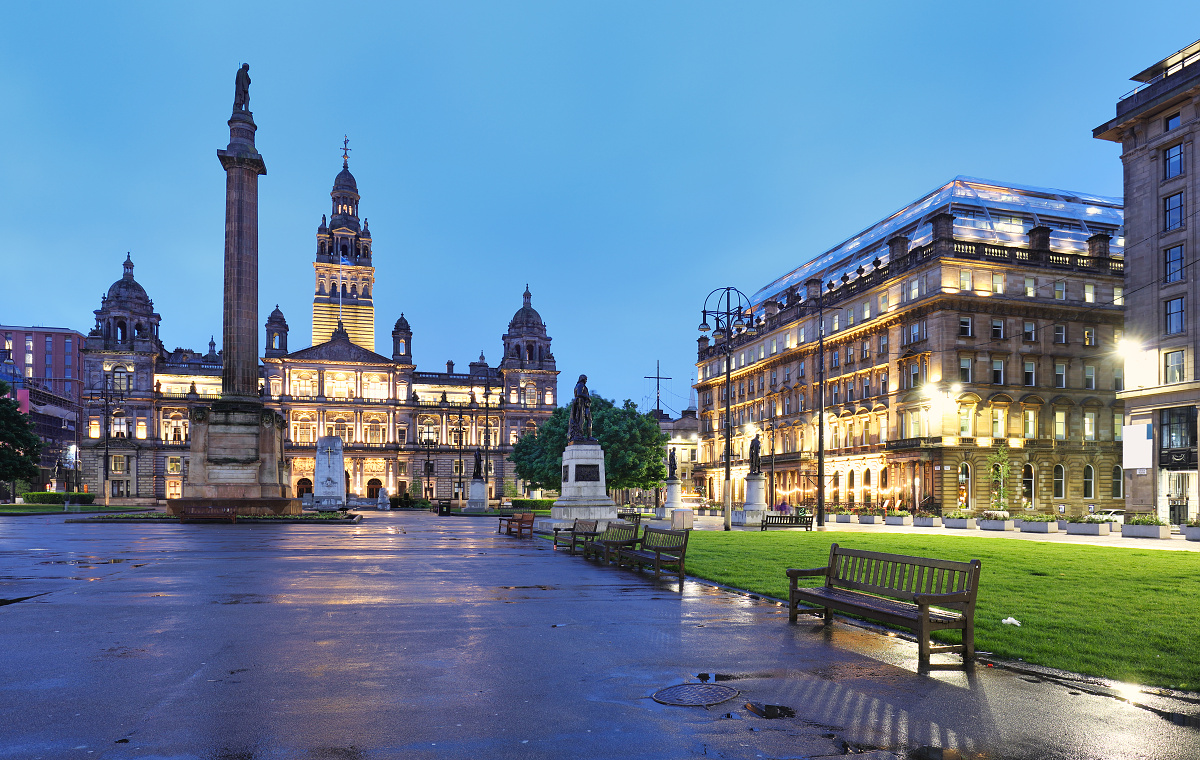 Glasgow City Chambers and George Square
