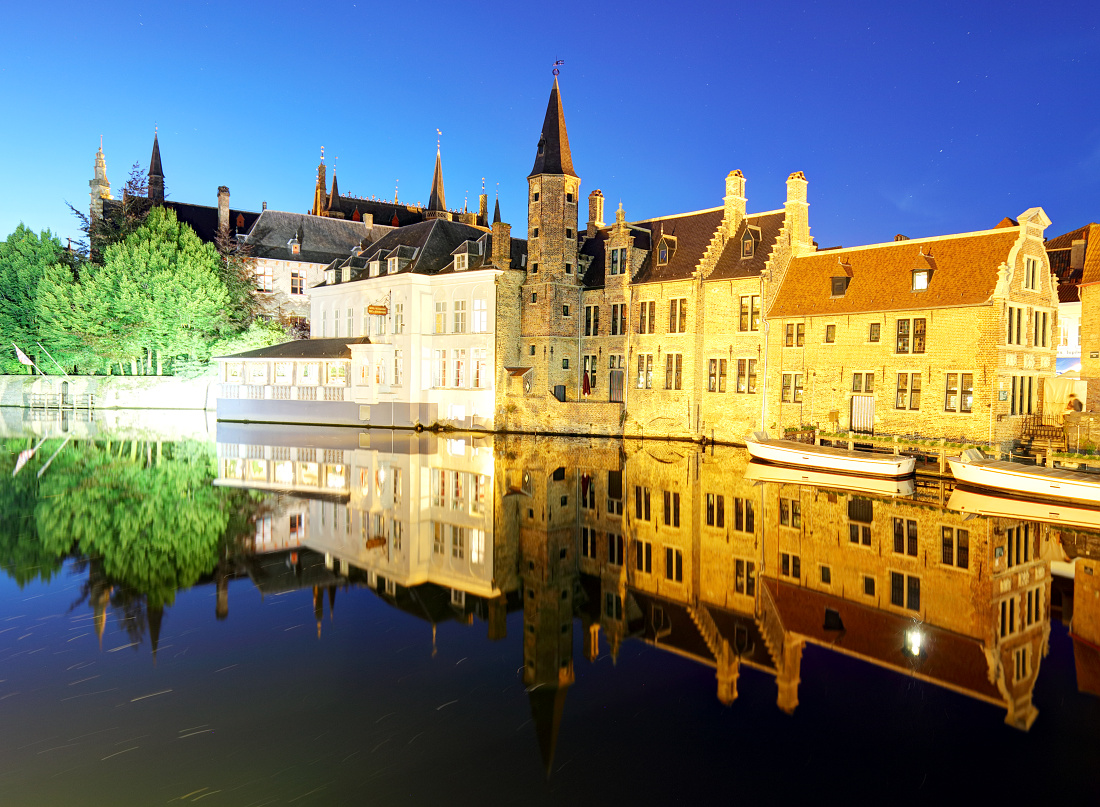  Historical centre of Bruges