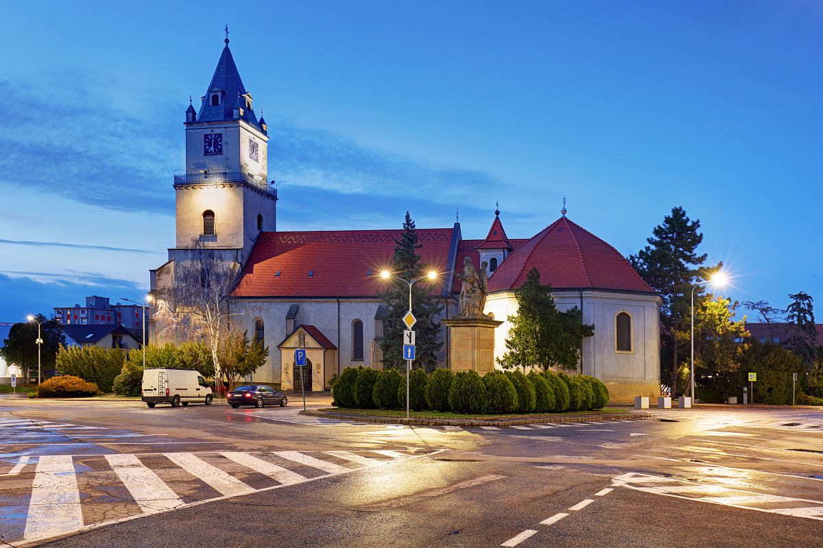 Hlohovec - Kostol sv. Michala archanjela