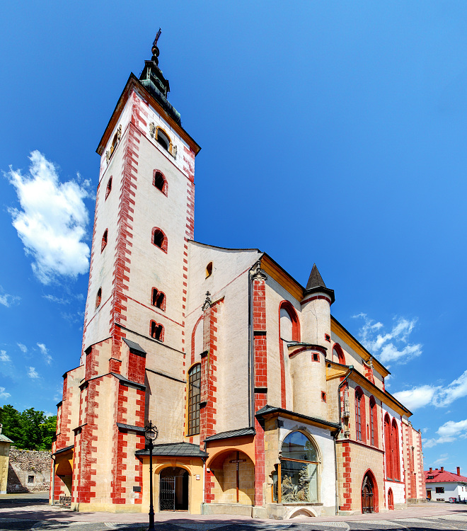 Kostol Nanebovzatia Panny Márie - Banská Bystrica