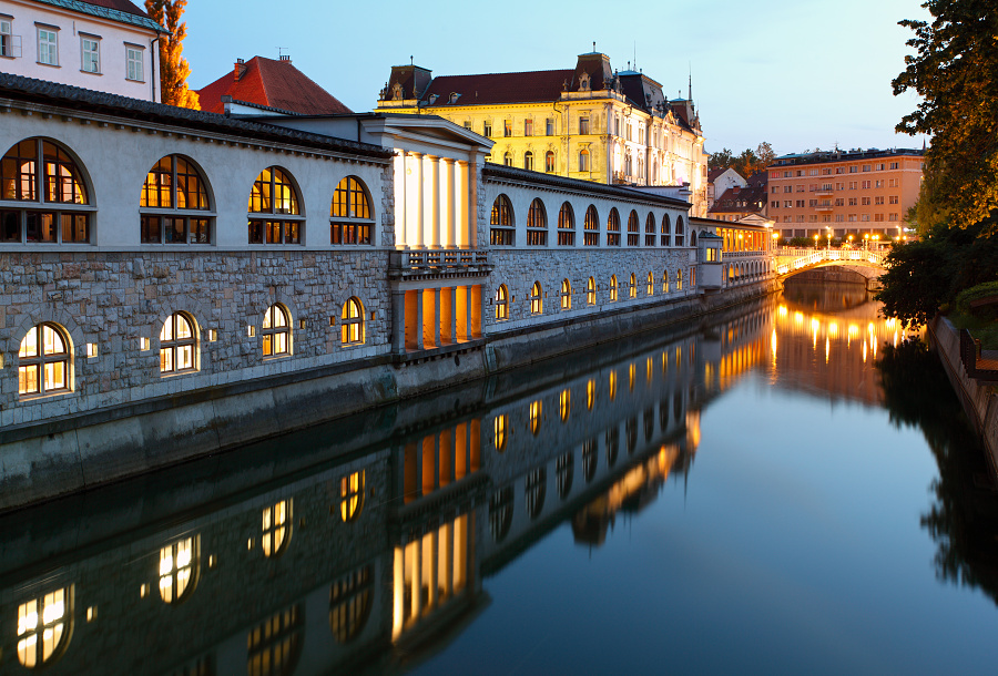  Ljubljanica River and Central Market