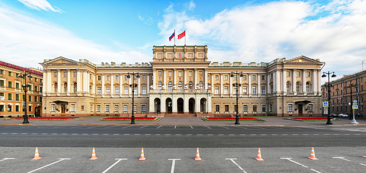 Mariinsky palace - Issac square