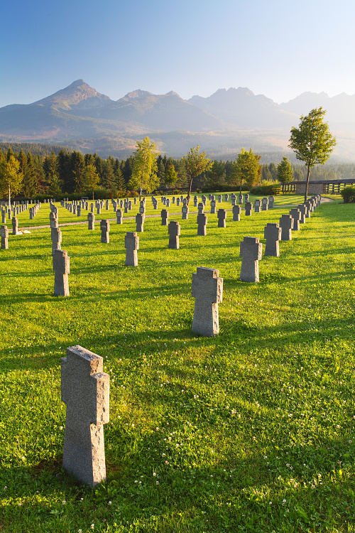Nemecký vojenský cintorín vo Važci