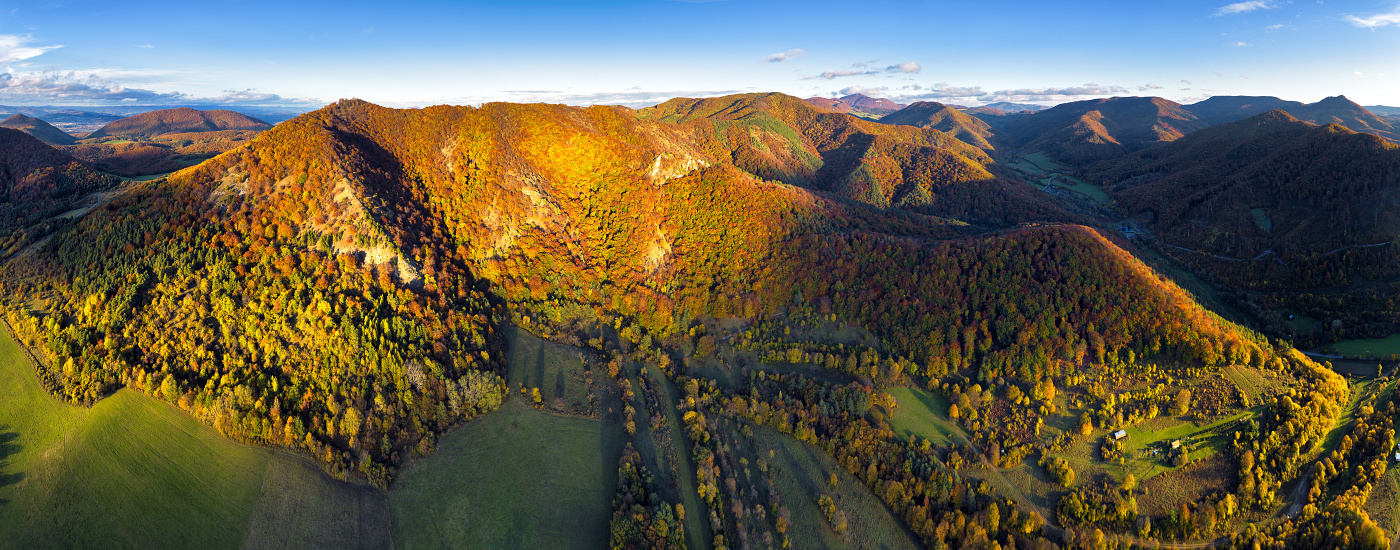 Panoráma Strážovských vrchov z dronu