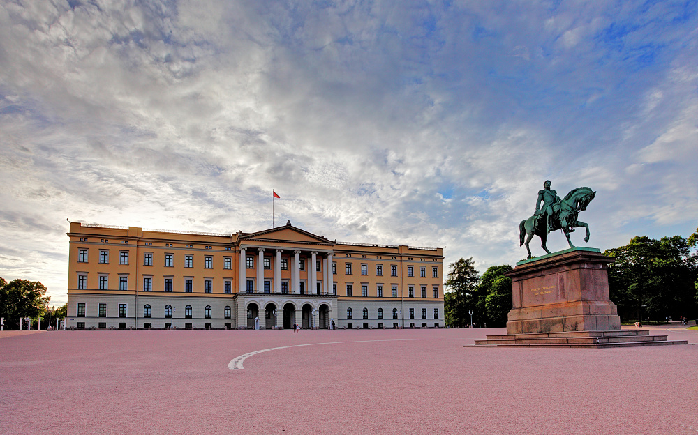 Royal Palace in Oslo - Slottet