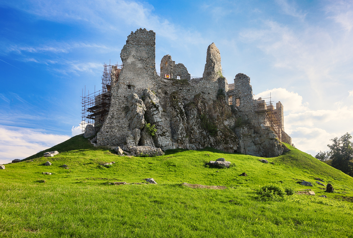 Zrúcanina hradu Hrušov